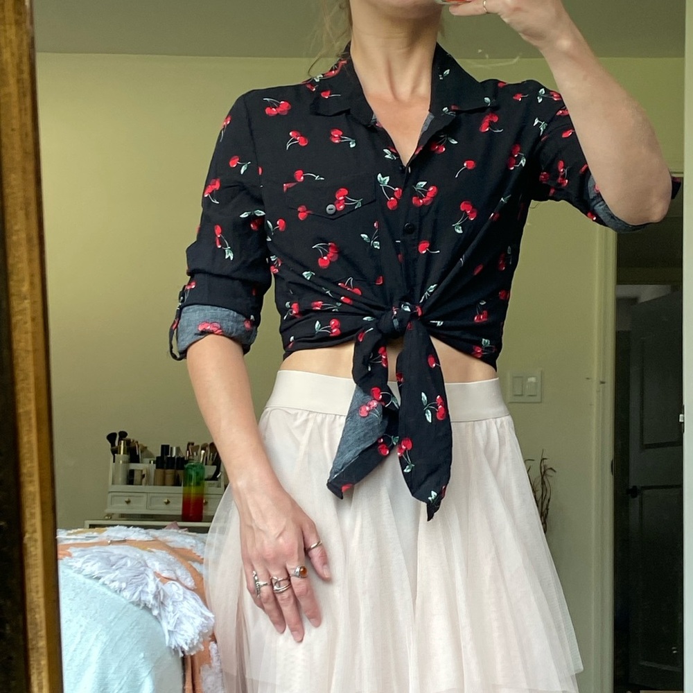 Love Notes Rockabilly Cherry Button Up Cherries T… - image 1